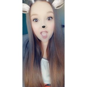 Meet your Posher, Tina